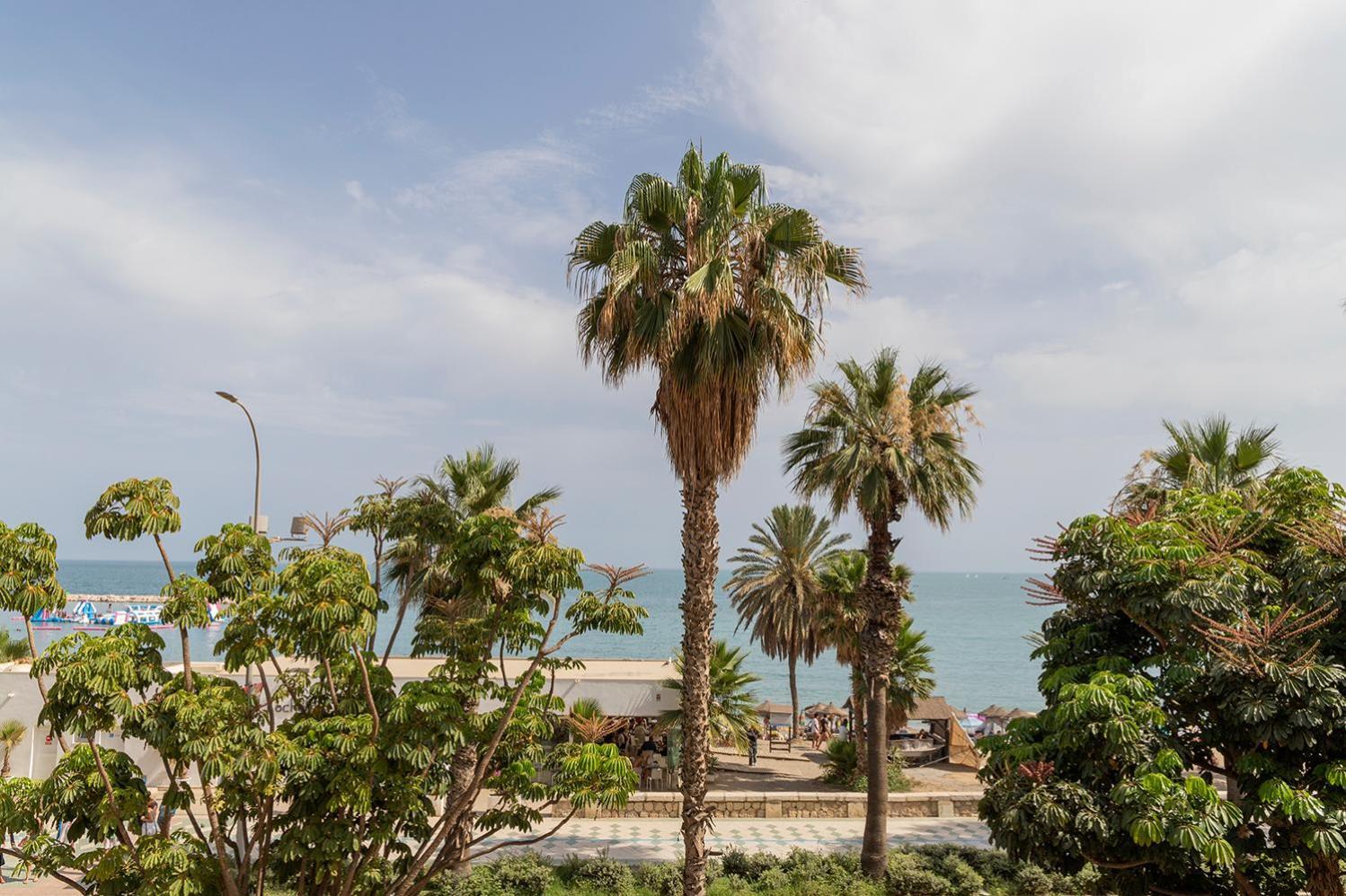 Primera Linea De Playa - Málaga Exterior foto